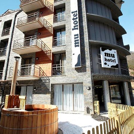 Hotel Mu La Cortinada Ngoại thất bức ảnh