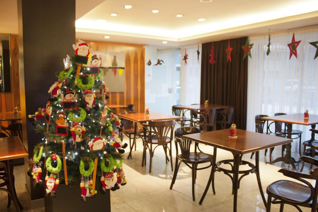 Hotel Mu La Cortinada Ngoại thất bức ảnh