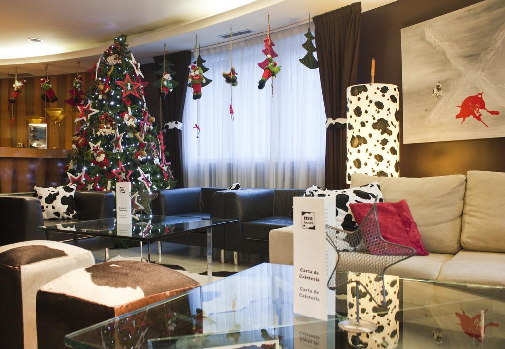 Hotel Mu La Cortinada Ngoại thất bức ảnh