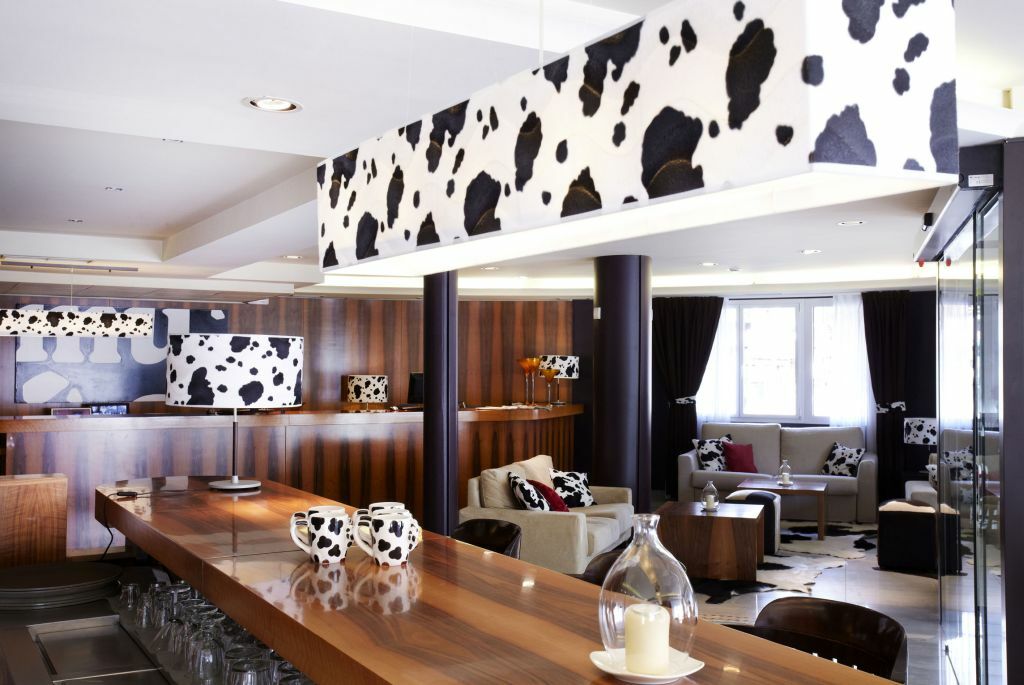 Hotel Mu La Cortinada Ngoại thất bức ảnh